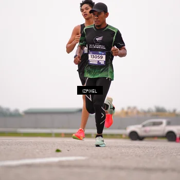 Runner Photo 7535350