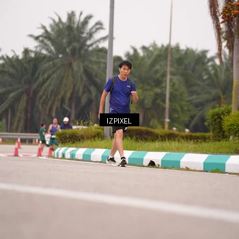 Runner Photo 7535355