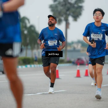 Runner Photo 7535365