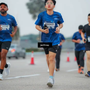 Runner Photo 7535368