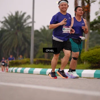 Runner Photo 7535399