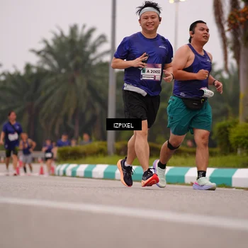 Runner Photo 7535405