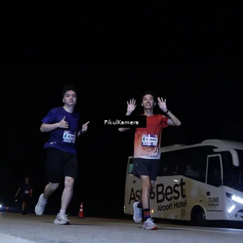Runner Photo 7535407
