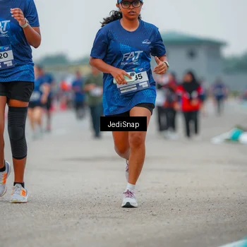 Runner Photo 7535411