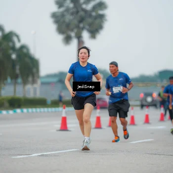Runner Photo 7535415