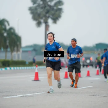 Runner Photo 7535417