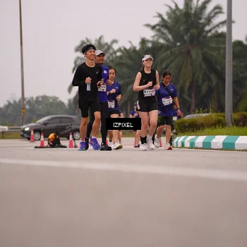 Runner Photo 7535420