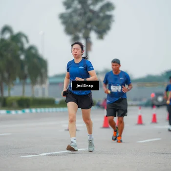 Runner Photo 7535428