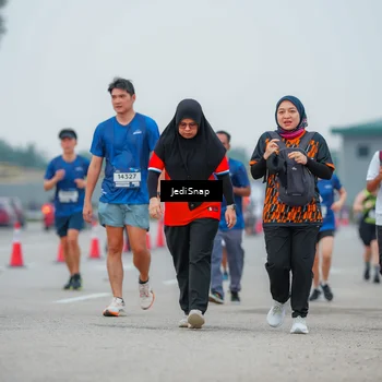 Runner Photo 7535496