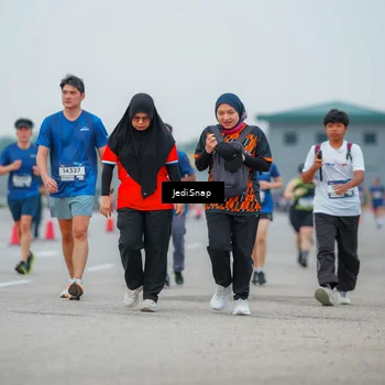 Runner Photo 7535497
