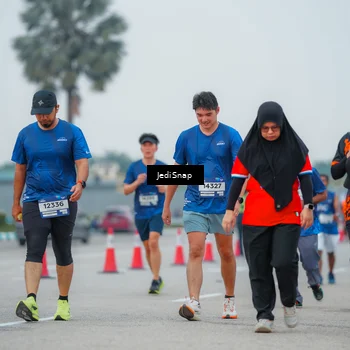 Runner Photo 7535504