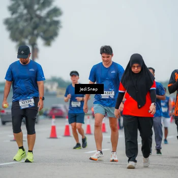 Runner Photo 7535506