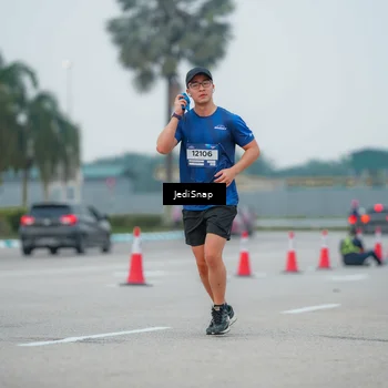 Runner Photo 7535592
