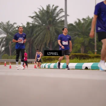 Runner Photo 7535601