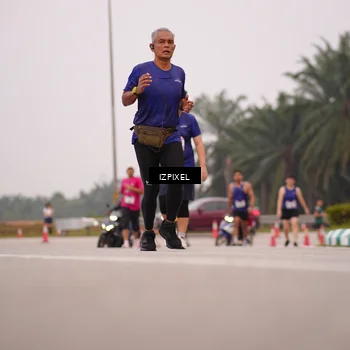 Runner Photo 7535619