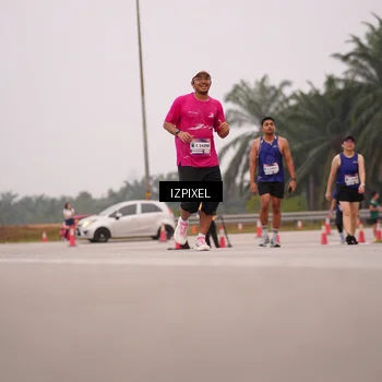 Runner Photo 7535642