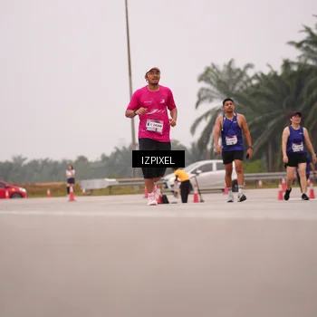 Runner Photo 7535645