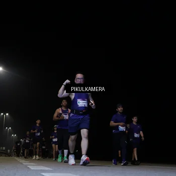 Runner Photo 7535654