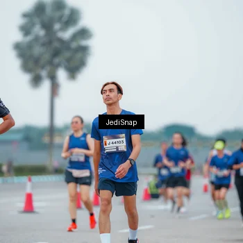 Runner Photo 7535658