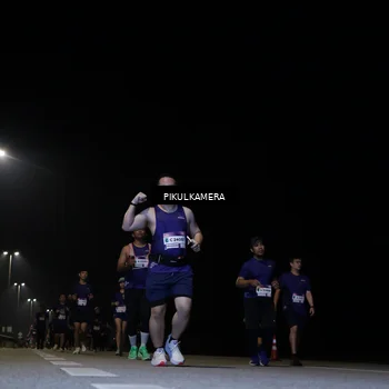 Runner Photo 7535660