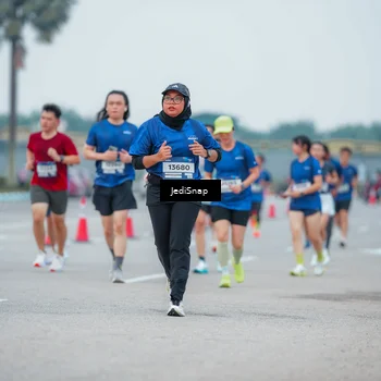 Runner Photo 7535689