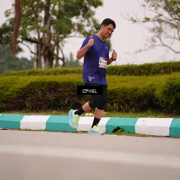 Runner Photo 7535714