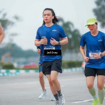 Runner Photo 7535736