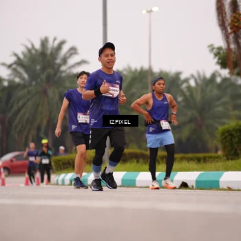 Runner Photo 7535755