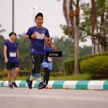 Runner Photo 7535760