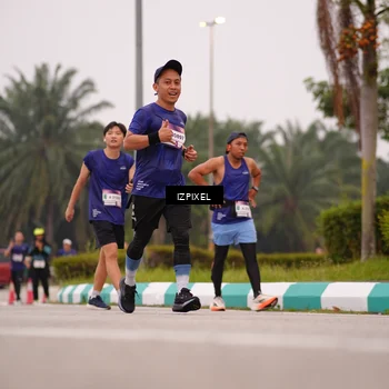 Runner Photo 7535762
