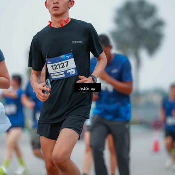 Runner Photo 7535768