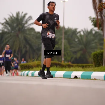 Runner Photo 7535780