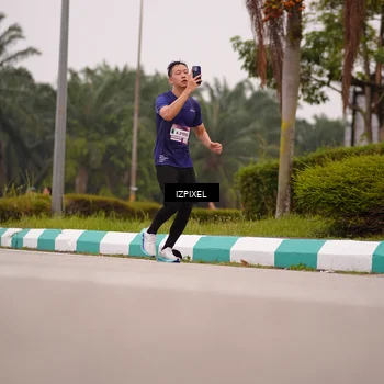 Runner Photo 7535795