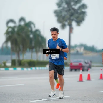 Runner Photo 7535803