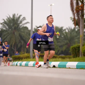 Runner Photo 7535824