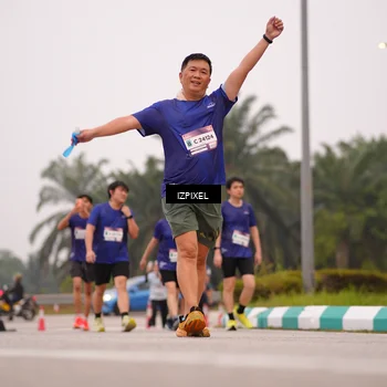 Runner Photo 7535856