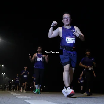 Runner Photo 7535875