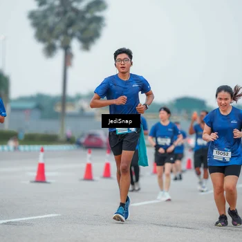 Runner Photo 7535920