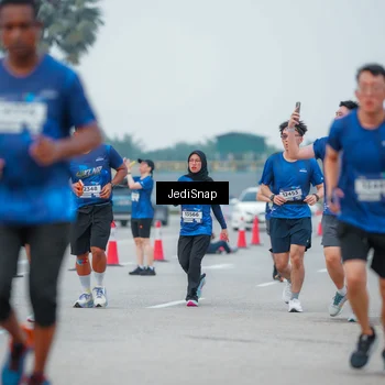 Runner Photo 7535976