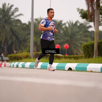 Runner Photo 7535980