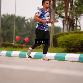 Runner Photo 7535986