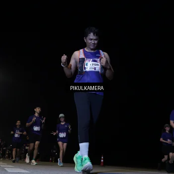 Runner Photo 7535987