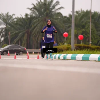Runner Photo 7535996