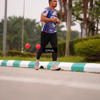 Runner Photo 7535998