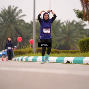 Runner Photo 7536010