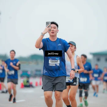 Runner Photo 7536015