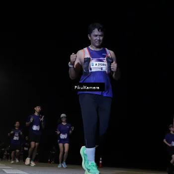 Runner Photo 7536016