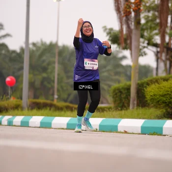 Runner Photo 7536022