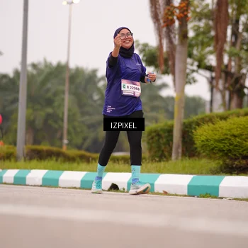 Runner Photo 7536023
