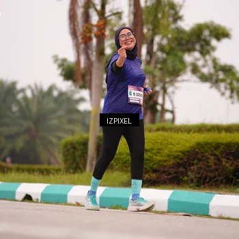 Runner Photo 7536030